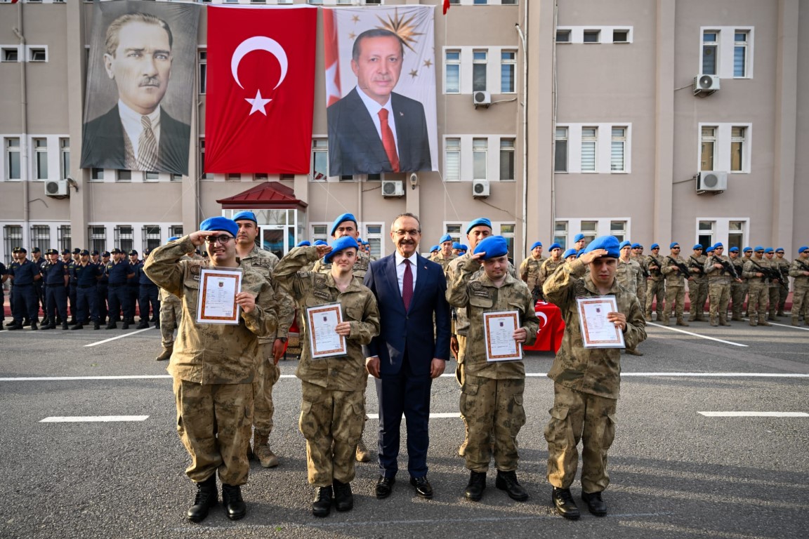 Özel Gereksinimli Gençler Bir Günlüğüne Asker Oldular